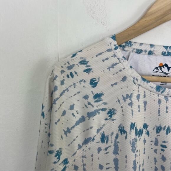 Mountain and Isles Women's Sola Sun Protection Bahama Blue Stripe Outdoor Shirt - Picture 3 of 12